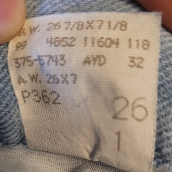 Lee 90s light wash shorts Size 6 Long (Juniors) - Picture 4 of 4